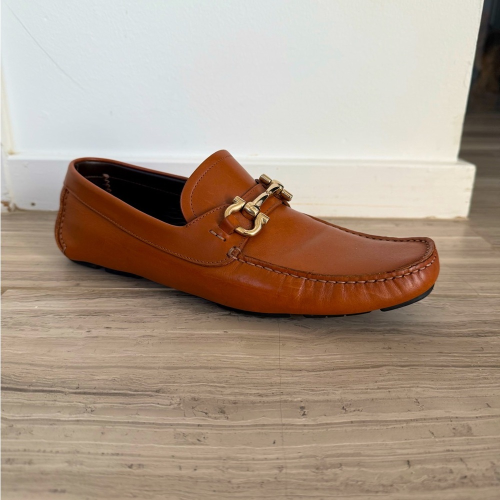 Men's Ferragamo Leather Drivers in British Tan Size 8.5EE